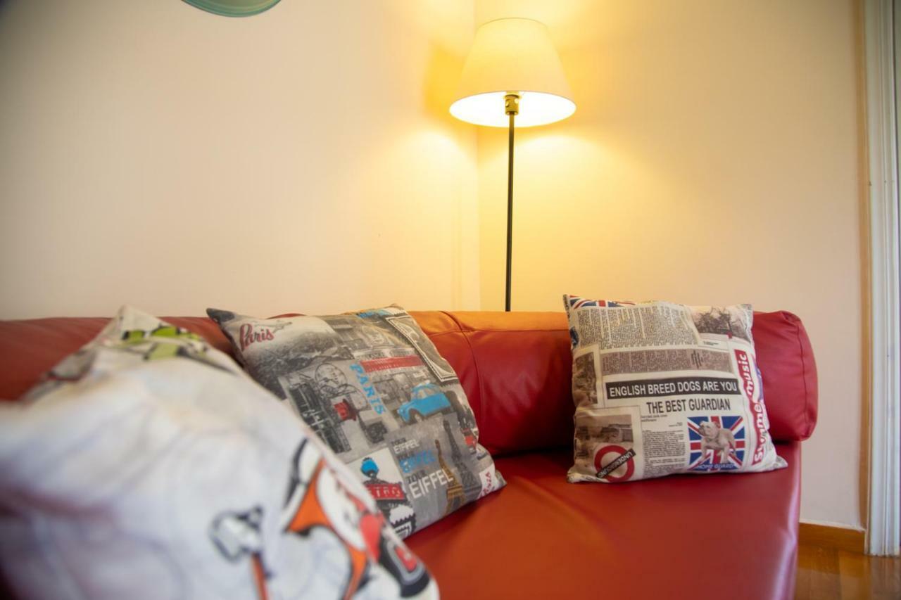 Apartamento The Heart Of Koukaki, Next To Acropolis Museum Atenas Exterior foto